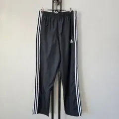 アディダス ブラック ストライプ 柄 生地 トレーナー ズボン