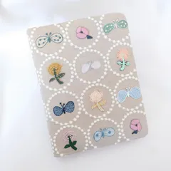 【B6】刺繍13 ベージュ×ホワイト タンバリン choucho skip マルチケース 母子手帳ケース ブックカバー  ミナペルホネン