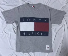 90s USA トミーヒルフィガー BIG ロゴ Tシャツ