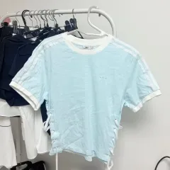 アディダス エンブロイダリー リンガーTシャツ ライトブルー スカイブルー M