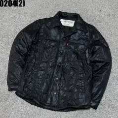 リーバイス ブラック Red Tab ダウン ジャケット