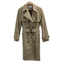 Item thumbnail for item 8230fb20-a440-4f18-b393-5326bc19e2f6