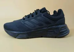 (270) アディダス ギャラクシー6 オールブラック スニーカー 出品