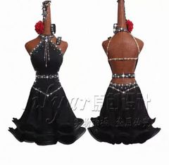 大人気??スタンダードドレス?ストーン付きで華やか！ダンスパーティー