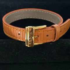 【良品】FENDI フェンディ レザー ブレスレット 腕周り調整可 ゴールド金具　腕時計ベルト　260204009