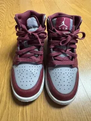 ナイキ エア ジョーダン1 ロー バーガンディ グレー 230