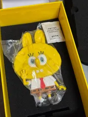 ポップマート ラブブ スポンジボブ コラボ BIG フィギュア