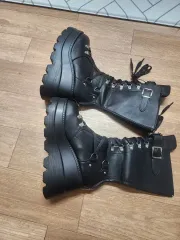 レディースブーツ 厚底 230 ㅡ新品