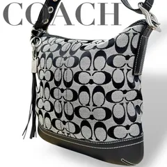 ☆★極美品★COACH   コーチ★ショルダーバッグ　肩掛け　斜め掛け　2way   シグネチャー　ロゴ　総柄　チャーム　タッセル　シルバー金具　ブラック★♯2221