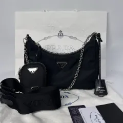 新品級 PRADA プラダ re-edition 2005 リナイロン テスート ホーボーバッグ ショルダーバッグ ブラック