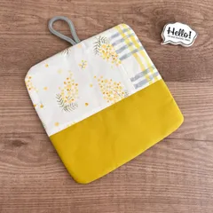 No.118 裏も可愛い♡パッチワークポットマット✴︎ミモザ