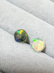 宝石質ブラックオパール×エチオピアオパールAAA ペアピアス フリーフォーム 片面ローズカット サージカルステンレス 18Kメッキ