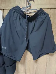 UNDER ARMOUR アンダーアーマー ブラック ハーフパンツ XL 出品