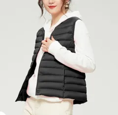 ブラック軽量ダウンベスト