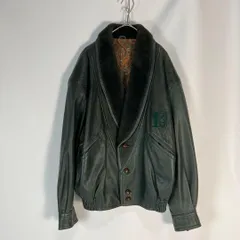 希少　LANVIN　ラムレザージャケット　ペイズリー柄　短丈　くるみボタン　刺繍のサムネイル