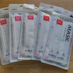 新品 不織布マスク Karaマスク キラキラ 7枚入×5セット(ハート3と花2)