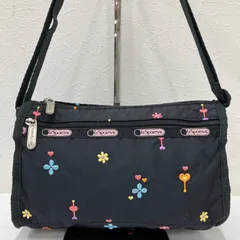 9187　LeSportsac レスポートサック　ショルダーバッグ　ブラック　黒　刺繍　花　フラワー　ハート　ステッキ　レディース　軽量　カジュアル　シンプル　ミニ　小さめ