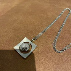 ＠ Pt850 K18 ゴールド　GOLD 銀 シルバー silver　プラチナ　platinum ネックレス　揺れる　ダイヤモンド　お呼ばれ　デート　オフィスカジュアル　食事会　可愛い　お出かけ　上品　チェーン　ペンダントトップ