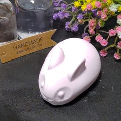 6-25 ピンクのリボンをつけたうさぎ アロマストーン - メルカリ