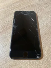 8190 iPhone SE 第二世代 64GB ブラック