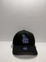 Newera ロサンゼルスドジャース ラインストーン 9forty A-FRAME スナップバックキャップ ブラックカラー