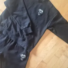 ナイキ×ステューシー 刺繍スウェット セットアップ