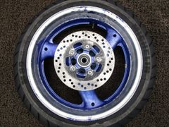 YZF-R6用フロントホイール純正ディスク付 YZF-R6用フロントホイール純正ディスク付 - メルカリ