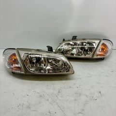 YS 美品【コーティング済】日産 QG10 G10 ブルーバード シルフィ ヘッドライト ランプ レンズ コーナー ウィンカー 左右セット LR Valeo P80081