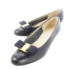 サルヴァトーレフェラガモ Salvatore Ferragamo BOUTIQUE VARA パンプス ローヒール ラウンドトゥ レザー 革 リザード型押し ヴァラリボン ロゴ 5.5 22.5cm 紺 ネイビー /CK8 ■GY44