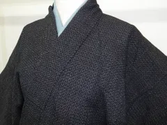 P41648　本場　結城紬　縮み　単衣　男物　k