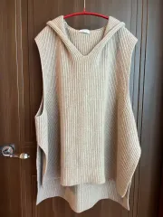 TIMEタイム(カシミア100) フードニット ベスト