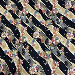 コットン生地　5ｍ　プリント生地　和風　和柄　ながし花模様　浴衣生地　浴衣地　黒　花　ちりめん柄　113*520