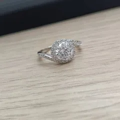 SWAROVSKI　クリスタル　リング