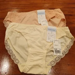 Pleasure  Gene【2枚セット】　アイボリー Mサイズ　ベージュ Lサイズ