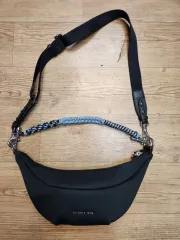 チャールズアンドキースバッグ