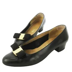 サルヴァトーレフェラガモ Salvatore Ferragamo VARA パンプス ミドルヒール アーモンドトゥ レザー 革 ヴァラリボン ロゴ 6 23.0cm 黒 ブラック /CK17 ■GY35