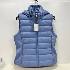 XS／Mサイズ カルバンクライン フード付ダウンベスト パファーベスト レディース【新品・未使用】Calvin Klein くすみブルー ペール・ブルー アイス・ブルー モーヴ・ブルーのサムネイル