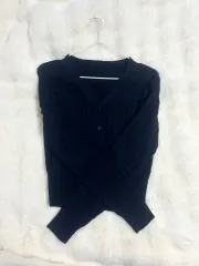 エイブリー ケーブル編み クロップド ニット カーディガン ネイビー 新品