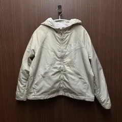 ナイキ リバーシブル レディース ダウン/フリース ジャケット S