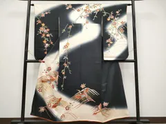 平和屋着物∵極上　女の子　十三参り　子供　祝着　駒刺繍　飛鶴枝垂れ花文　暈し染め　黒地　逸品　CYAA4456s6