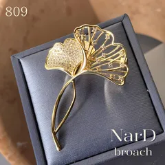 ジルコニアが描くイチョウのブローチ　銀杏 フラワー ゴールド シンプル ボタニカル 高見え 個性的 大人 CZ ジルコニア 高級感 上品 お洒落 プレゼント ギフト かわいい キラキラ カジュアル 新品未使用  男女兼用 メンズ NerD