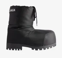 2026年最新】Alaska balenciagaの人気アイテム - メルカリ