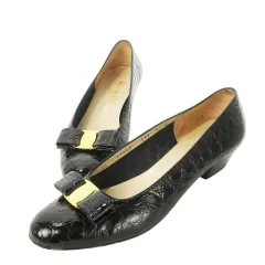 サルヴァトーレフェラガモ Salvatore Ferragamo BOUTIQUE VARA パンプス アーモンドトゥ ミドルヒール レザー 革 クロコ型押し ヴァラリボン ロゴ 大きいサイズ 8 25.0cm 黒 ブラック /CK17 ■GY18