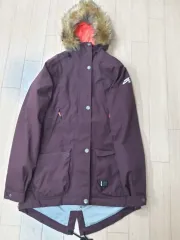 ナイキ軽量ロングコート型