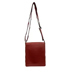 BREE(ブリー) ショルダーバッグ美品  - レッド×黒 斜めがけ/ミニバッグ レザー