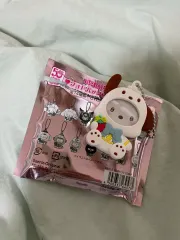 サンリオ フォトバッジ マスコット ポチャッコ (いちご新聞 50周年)