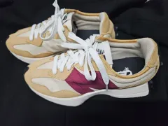 New Balance 327 スニーカー