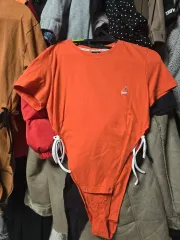 カンゴール オレンジ色 半袖 Tシャツ ボディスーツ