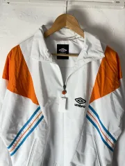 アンブロ ウィンドブレーカー