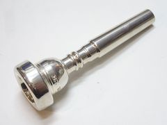 Item thumbnail for item e51f0df6-05ba-441e-8481-6904491a76a1